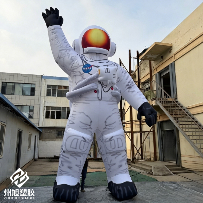 Inflatable astronaut, space sc – Science Exhibition Models Bewertung und Preis